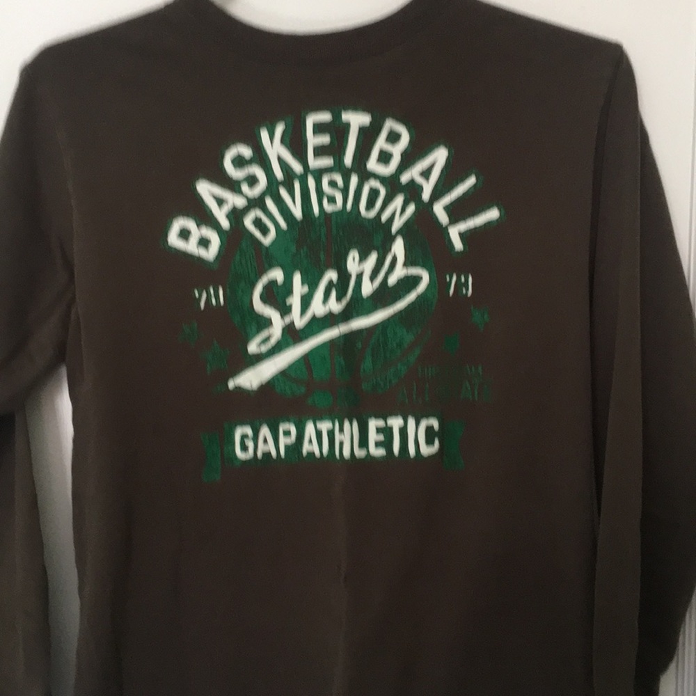 Gap shirt